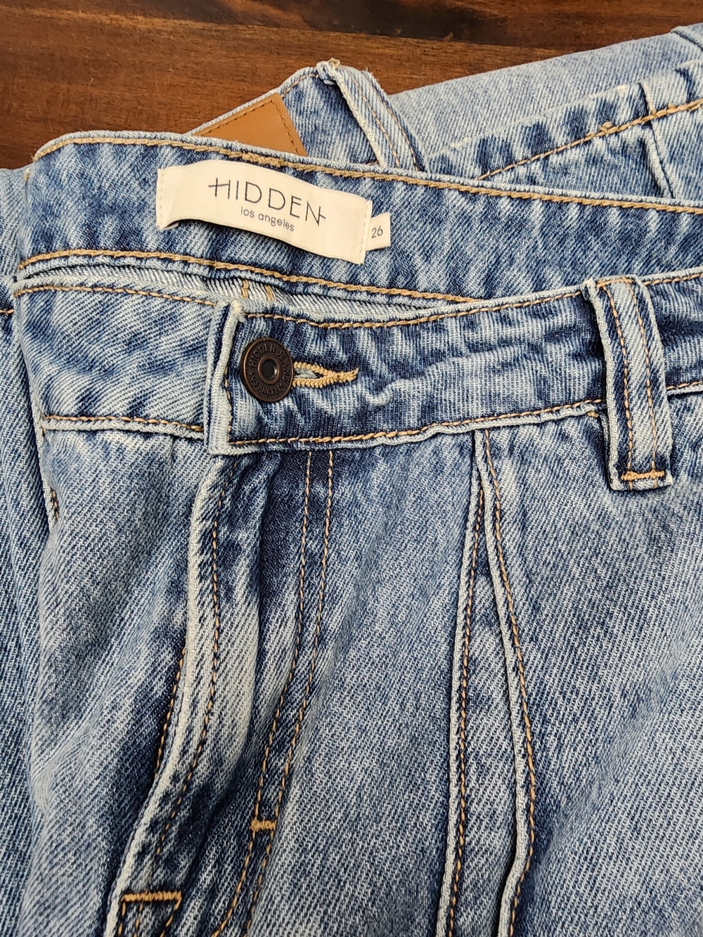 HIDDEN Los Angeles Light Wash Denim Jeans